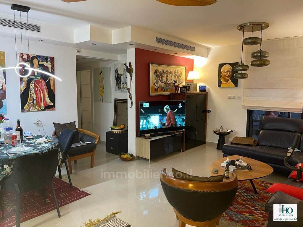 Apartamento 4 cômodos Ascalão Barnea 529-IBL-39