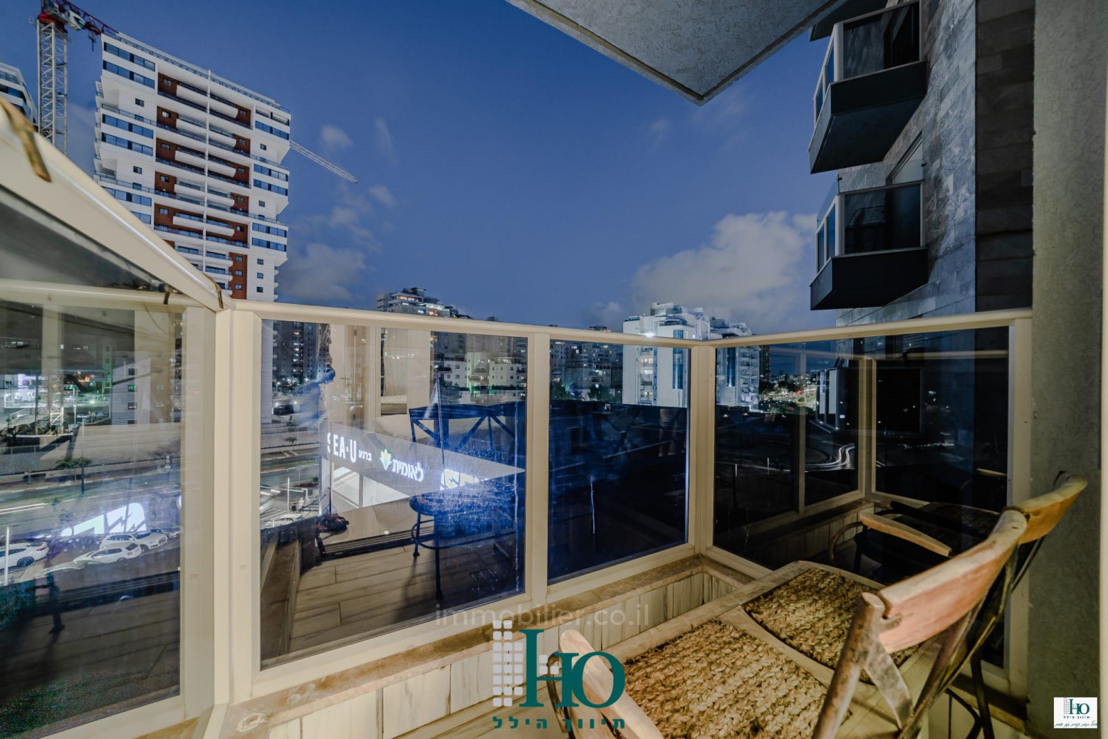 Apartamento 5 cômodos Ascalão Barnea 529-IBL-43