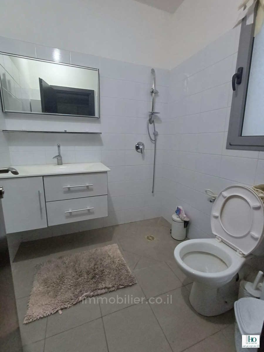 Apartamento 5 cômodos Ascalão Barnea 529-IBL-45