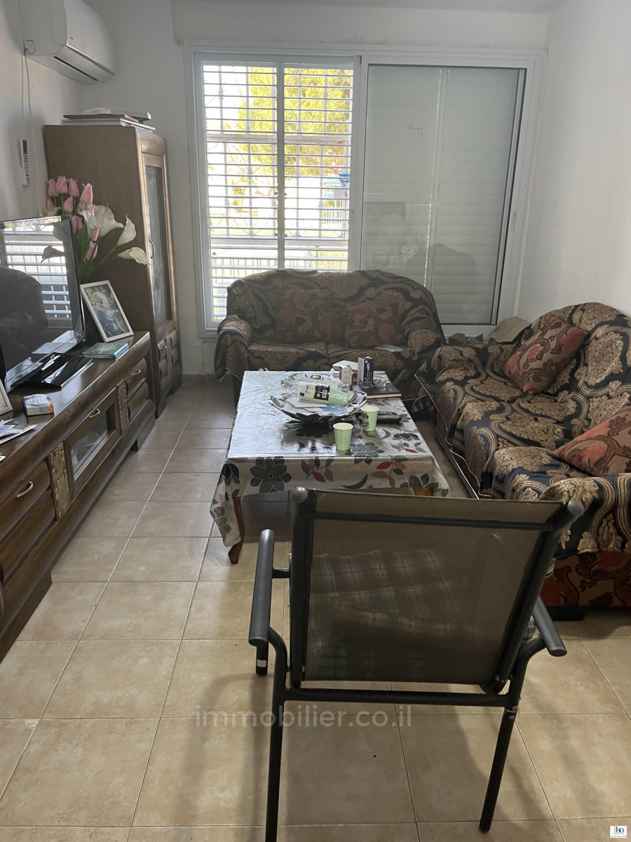 Apartamento 3.5 cômodos Ascalão Atikot 529-IBL-48