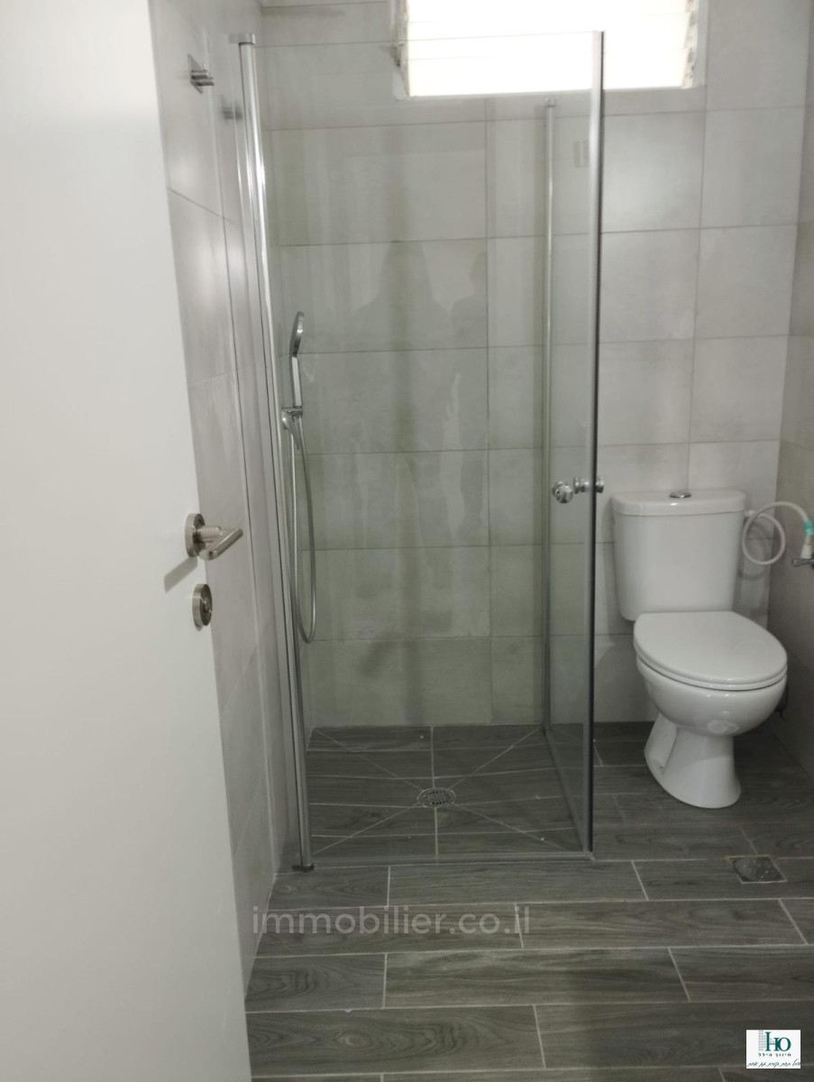 Apartamento 3 cômodos Ascalão Neot 529-IBL-54