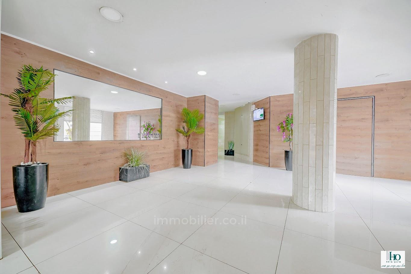 Apartamento 5 cômodos Ascalão Neve Adarim 529-IBL-55