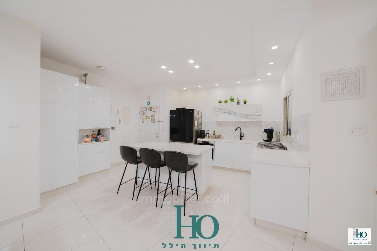 Apartamento 5 cômodos Ascalão Afridar 529-IBL-59