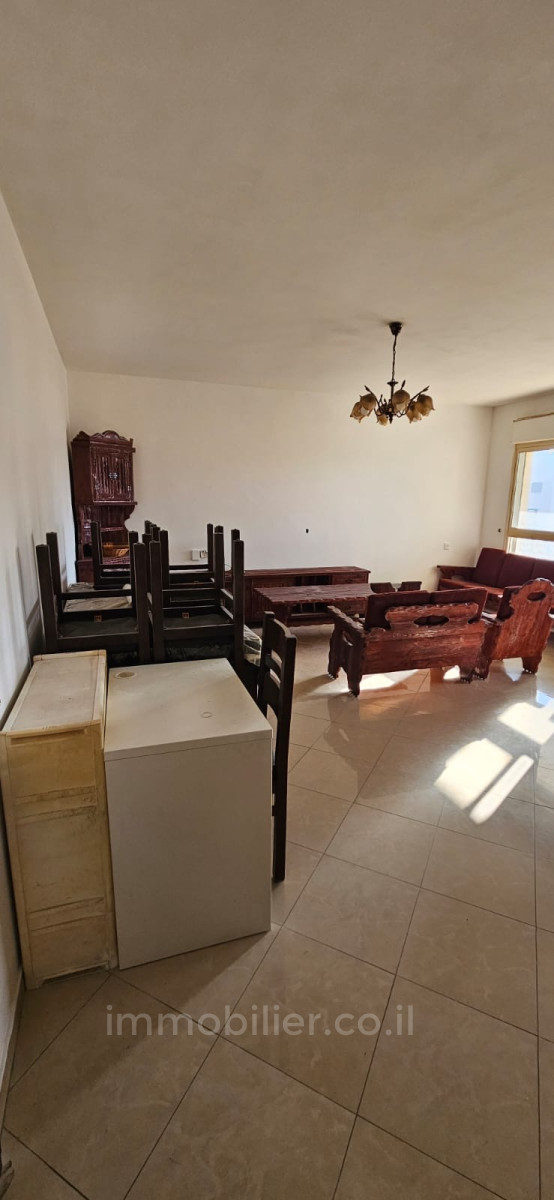 Apartamento 4 cômodos Ascalão Neve Ilan 529-IBL-86