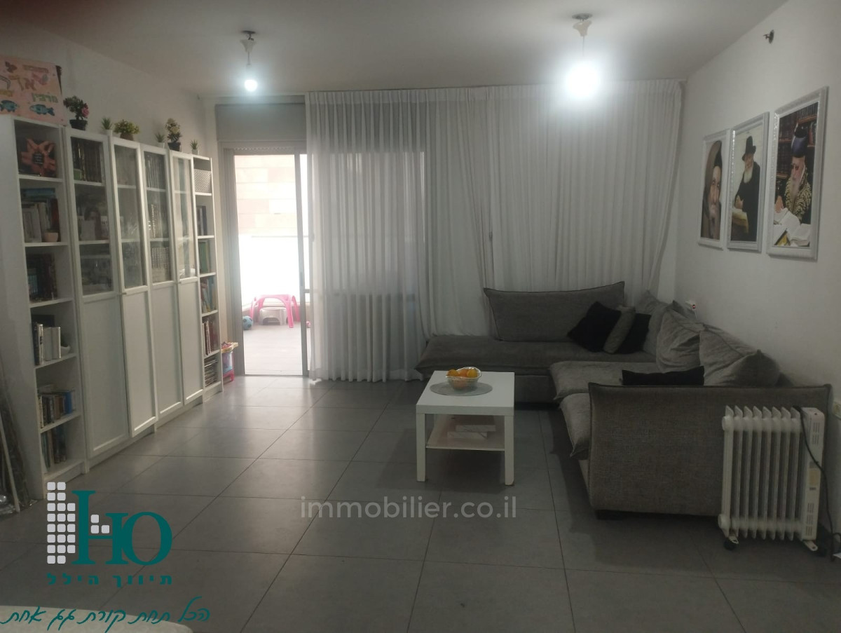 Apartamento 4 cômodos Ascalão City 529-IBL-90