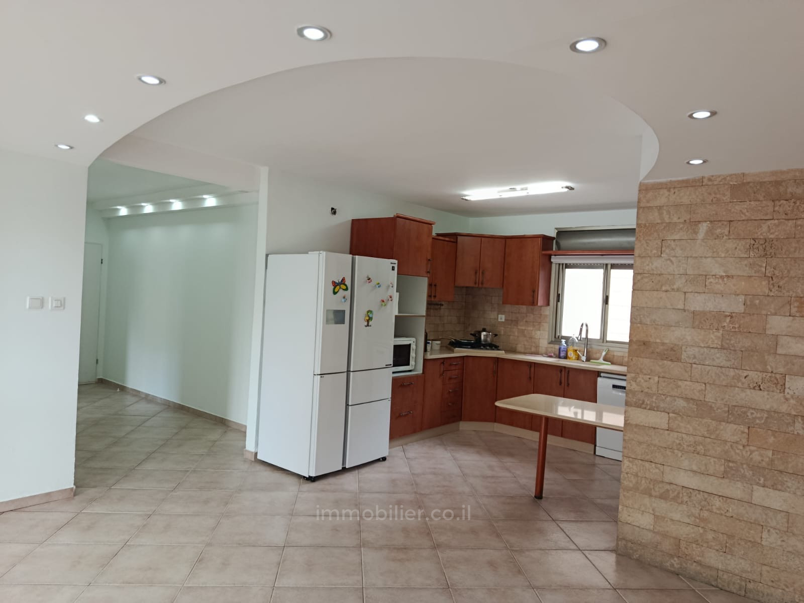 Apartamento 5 cômodos Ascalão Barnea 529-IBL-95