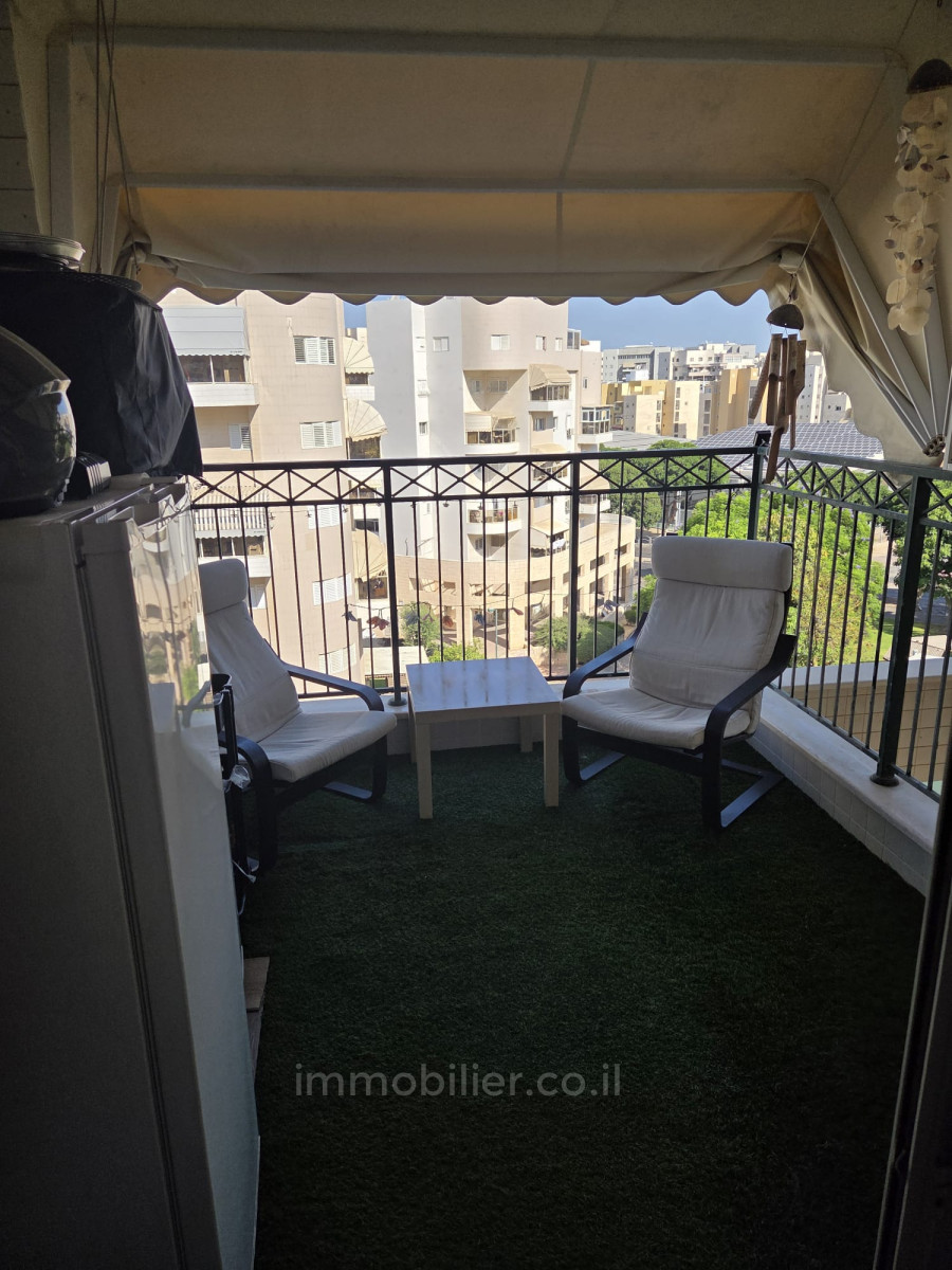 Apartamento 4 cômodos Ascalão Neve Ilan 529-IBL-97
