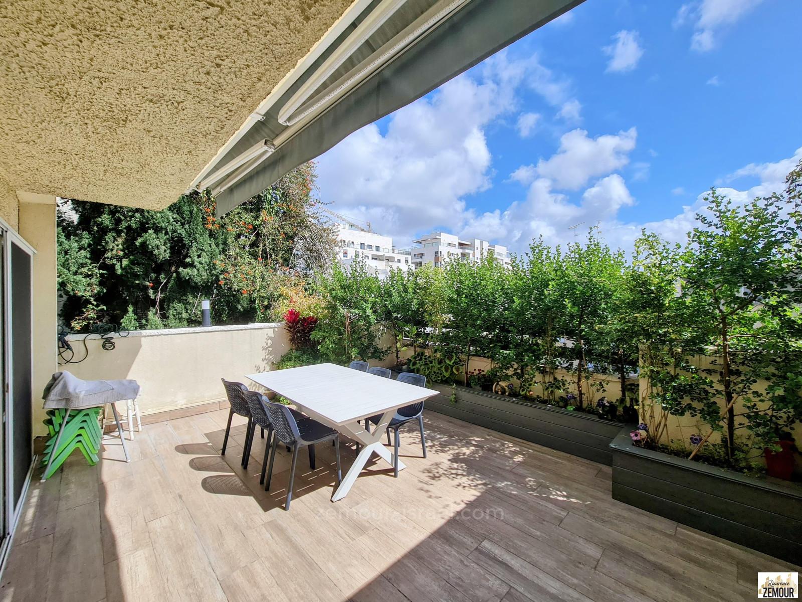 Duplex 5 cômodos Raanana Próximo de Bilu 60-IBL-1295