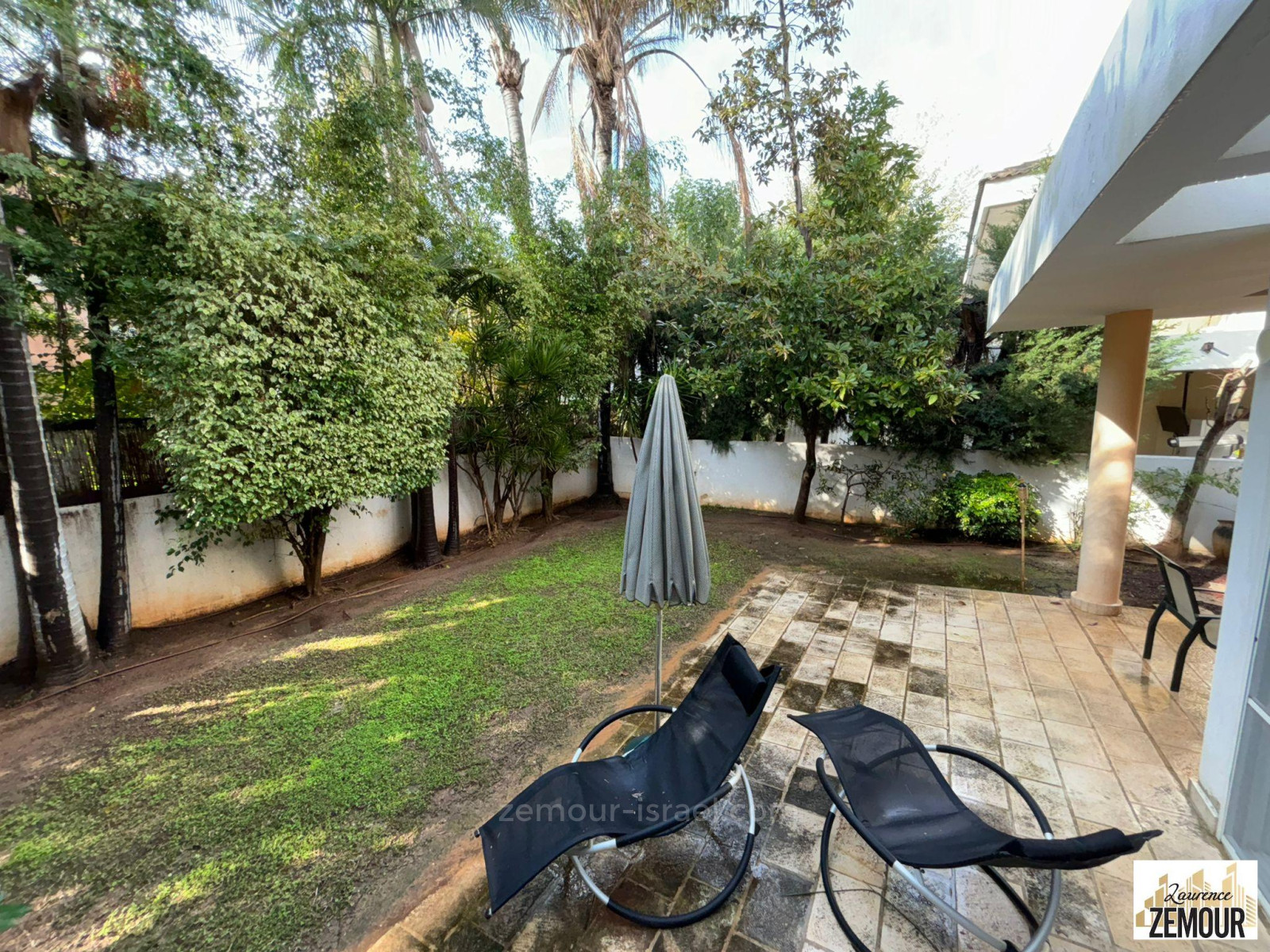 Casa de campo 8.5 cômodos Raanana Kiryat Ganim 60-IBL-1298