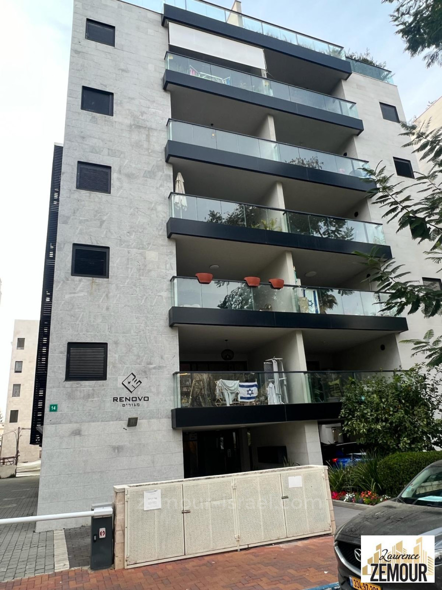 Apartamento 4 cômodos Raanana Perto de Yad Labanim 60-IBL-1302