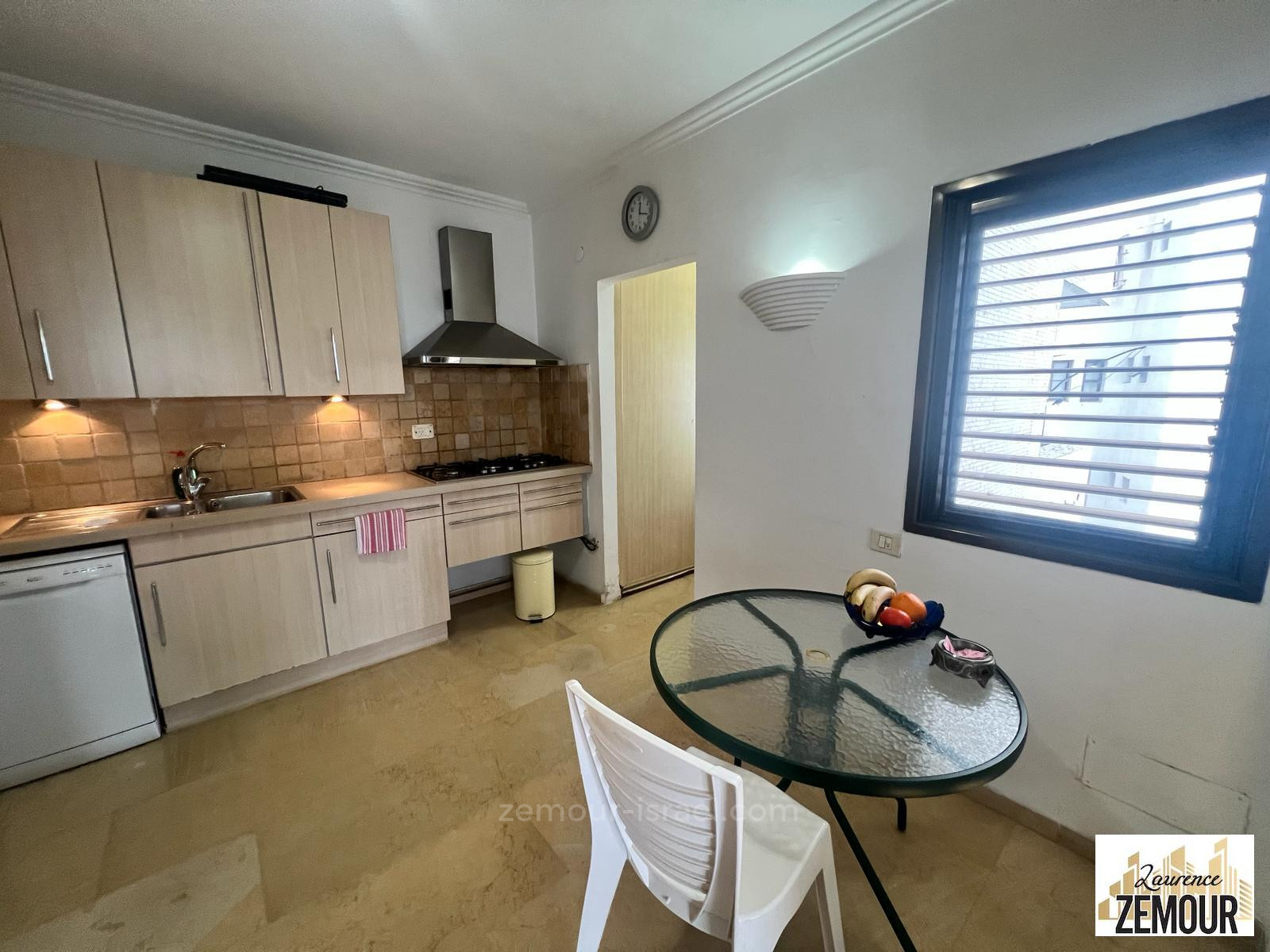 Apartamento 4 cômodos Tel Aviv Ramat Aviv 60-IBL-1304