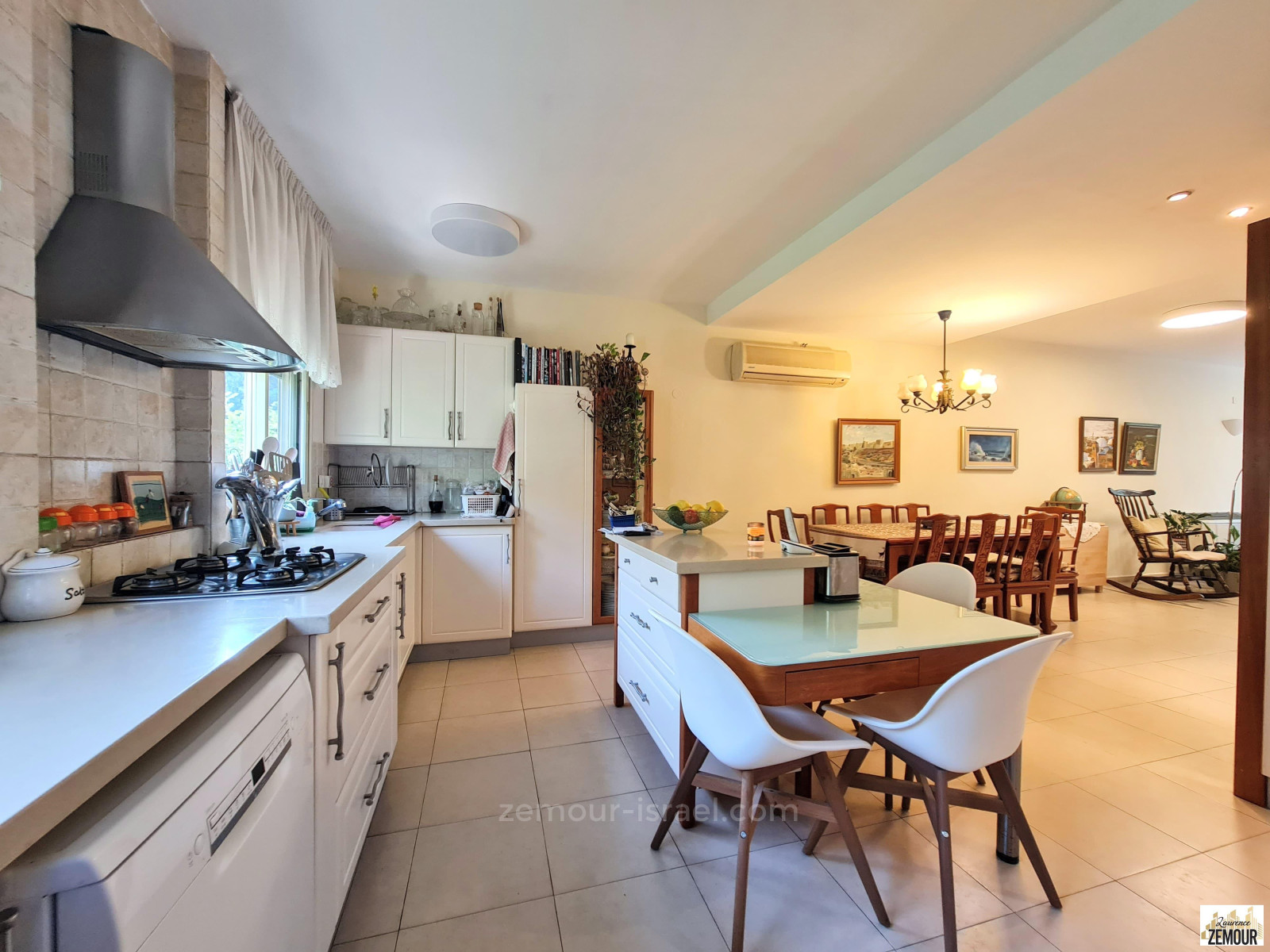 Casa de campo 5 cômodos Raanana Perto do centro 60-IBL-1307