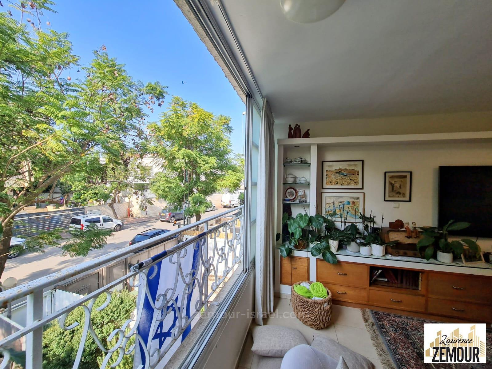 Casa de campo 5 cômodos Raanana Perto do centro 60-IBL-1307