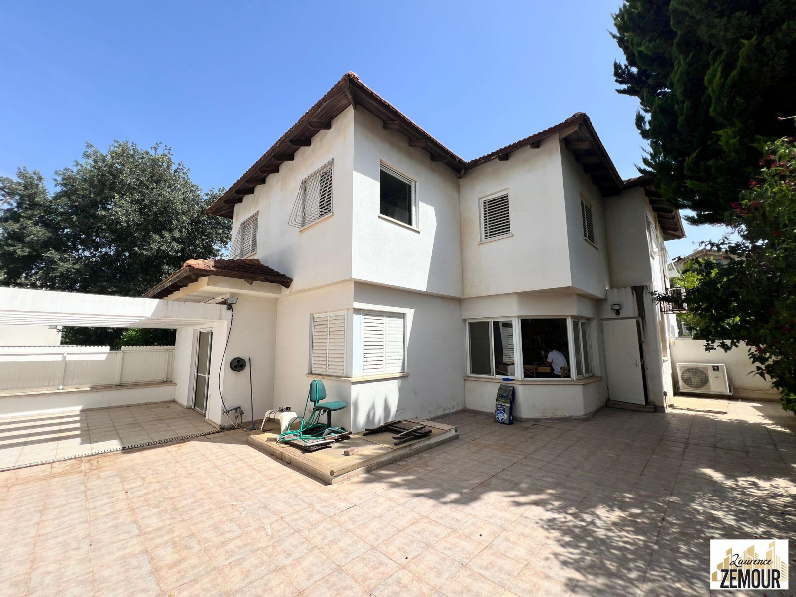 Casa de campo 7 cômodos Raanana Perto do centro 60-IBL-1319