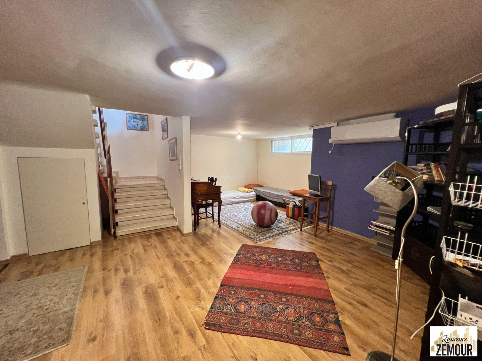 Casa de campo 7 cômodos Raanana Perto do centro 60-IBL-1319