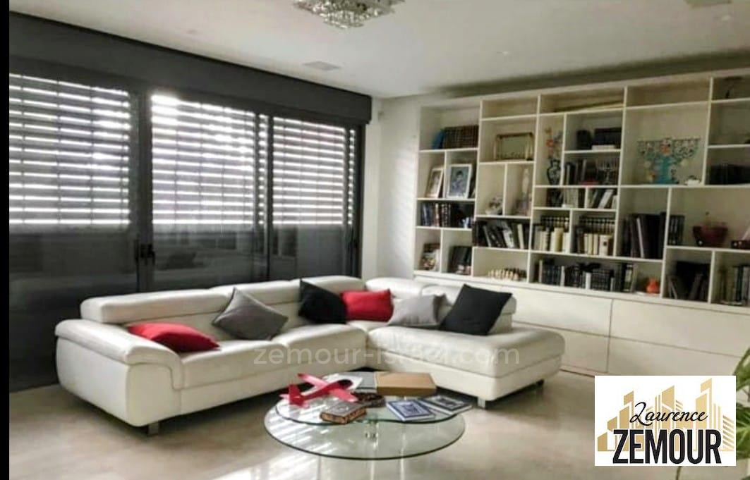 Casa de campo 10 cômodos Raanana Est 60-IBL-1345