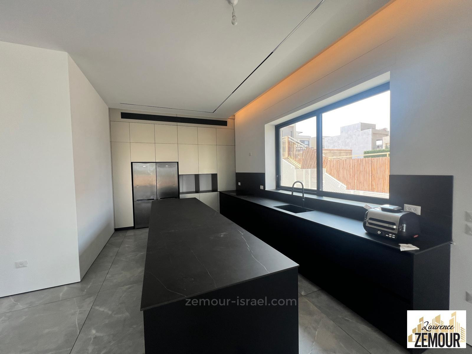 Casa de campo 9 cômodos Hadera beit eliezer 60-IBL-1348