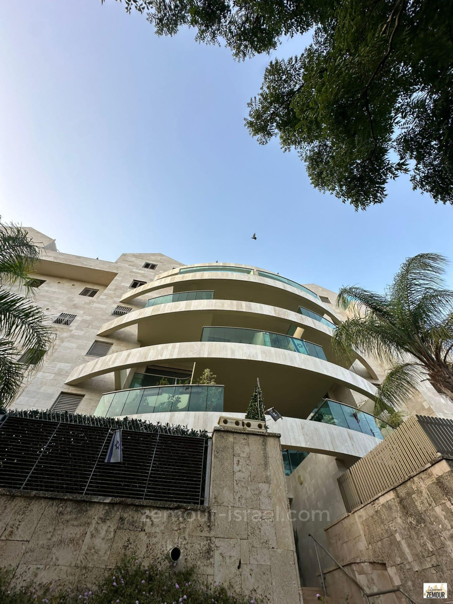 Duplex 5 cômodos Raanana 2003 60-IBL-1351