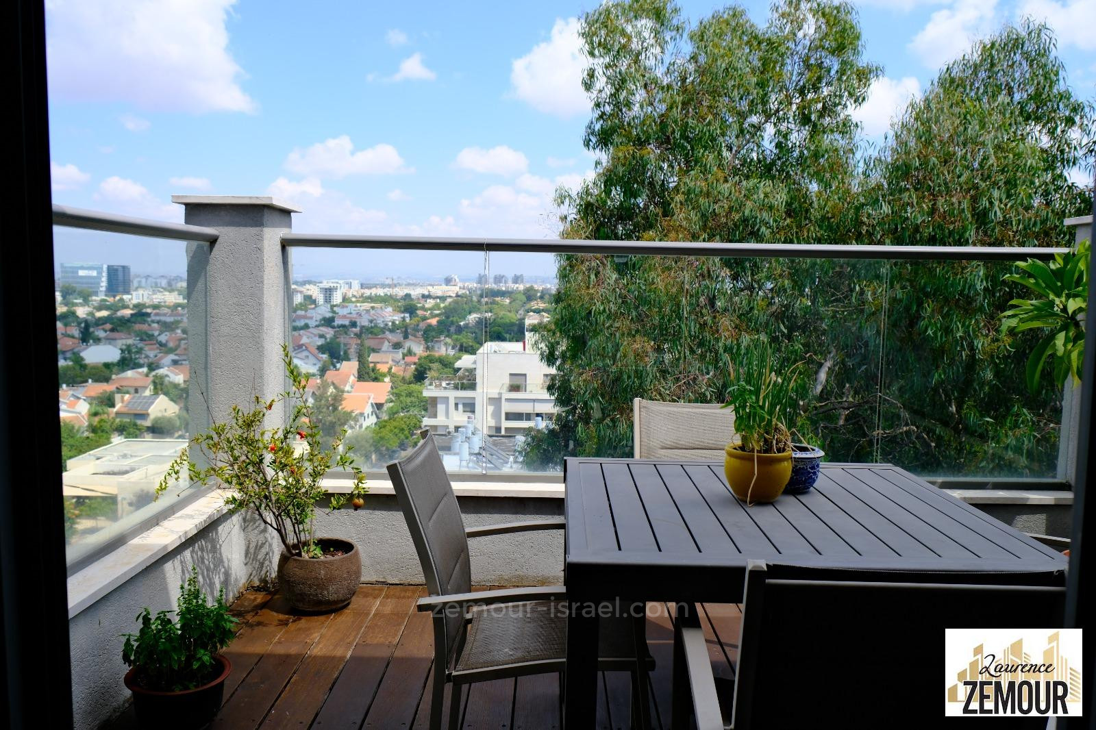 Duplex 5 cômodos Raanana Próximo de Yavne 60-IBL-1353