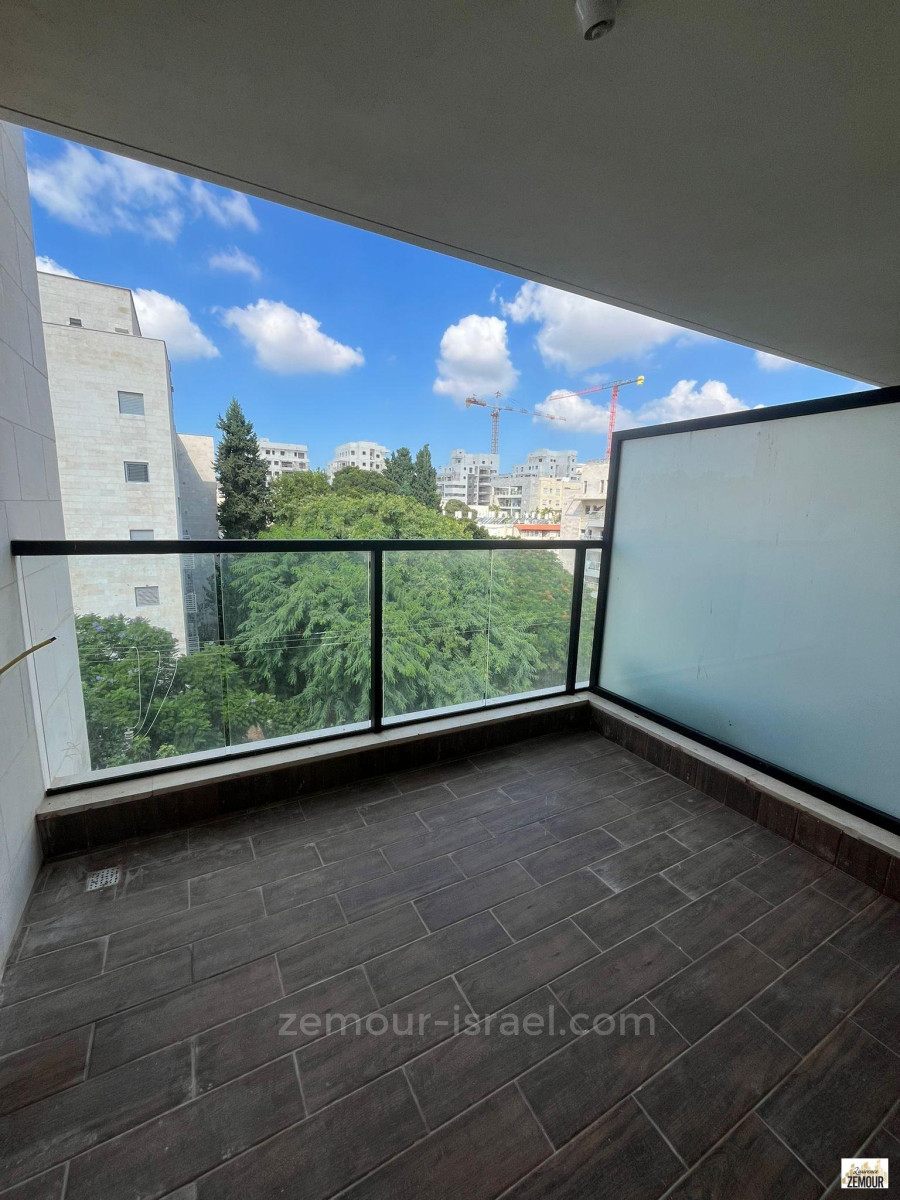 Apartamento 4 cômodos Raanana Kiryat David Remez 60-IBL-1358