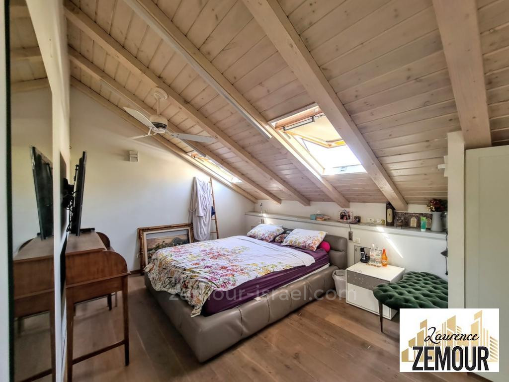 Casa de campo 7 cômodos Raanana Perto do centro 60-IBL-1367