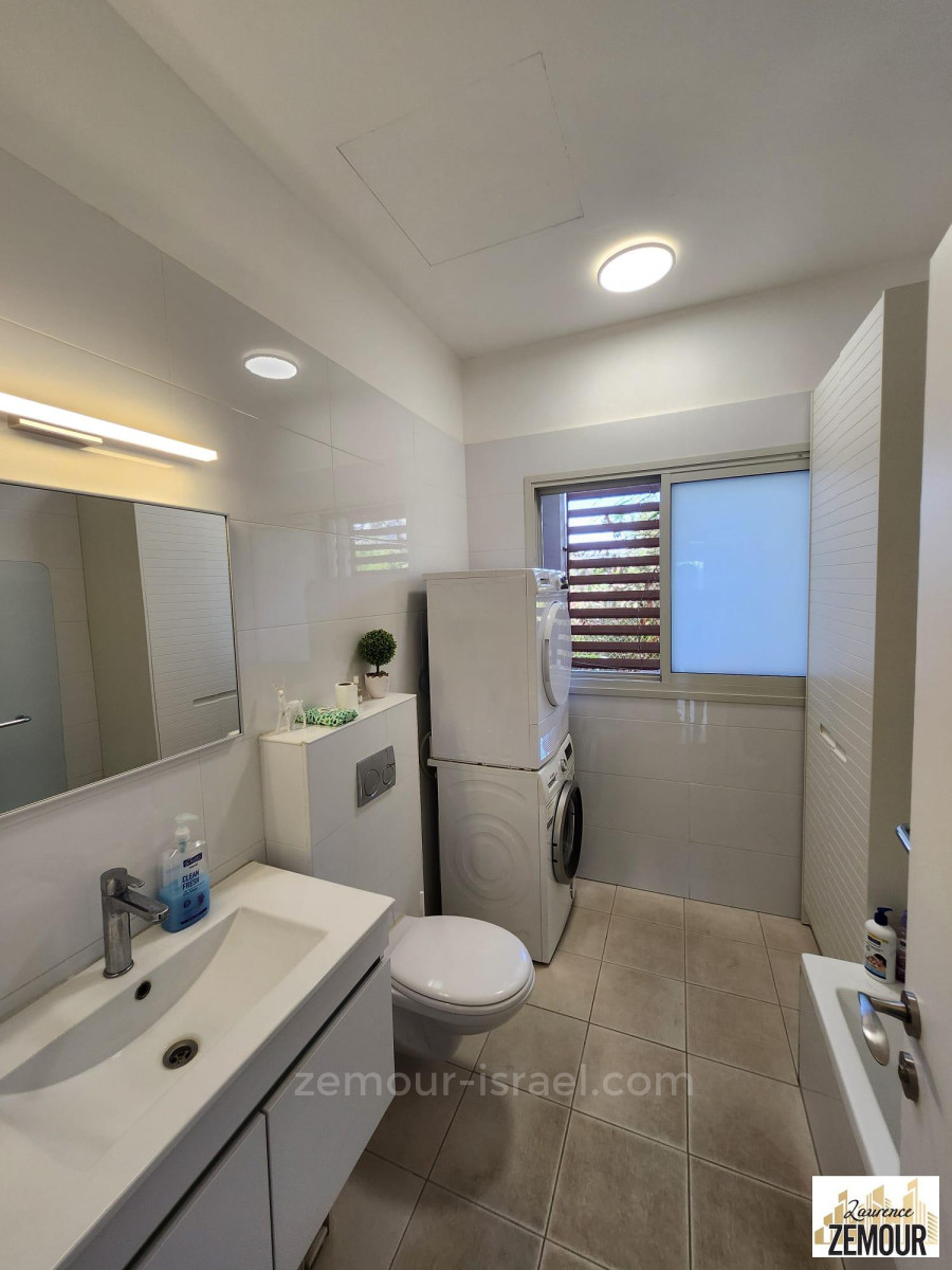 Apartamento garden 4 cômodos Raanana Neve Zemer 60-IBL-1374