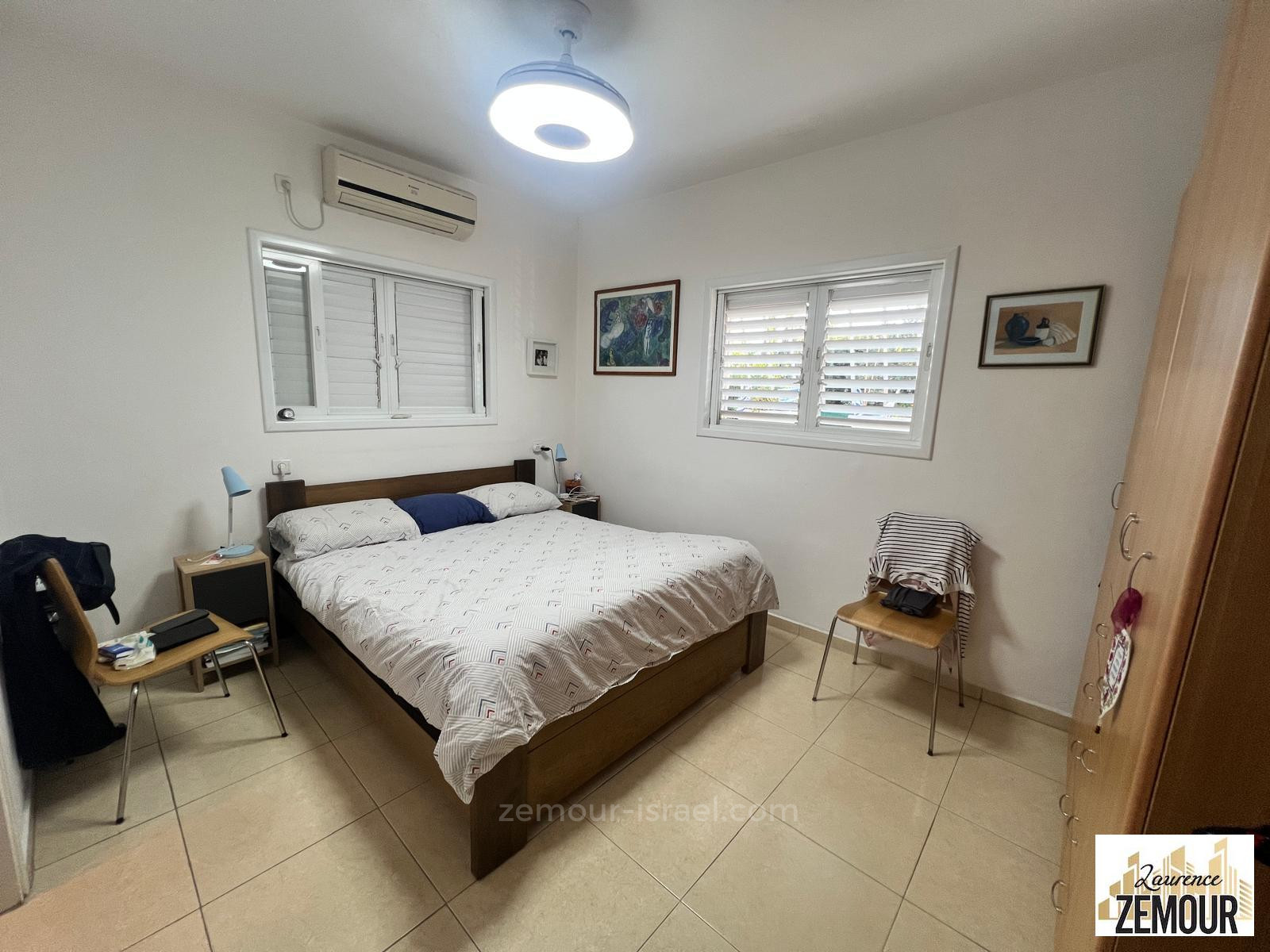 Apartamento 3 cômodos Herzliya Centro da cidade 60-IBL-1375