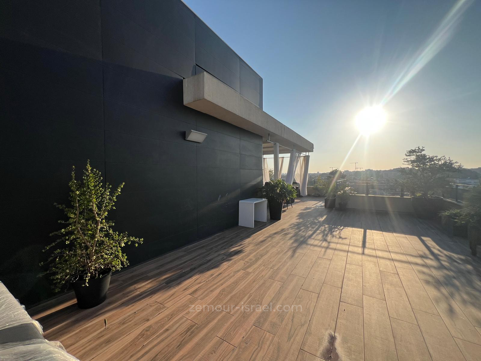 Cobertura 6 cômodos Raanana Est 60-IBL-1390