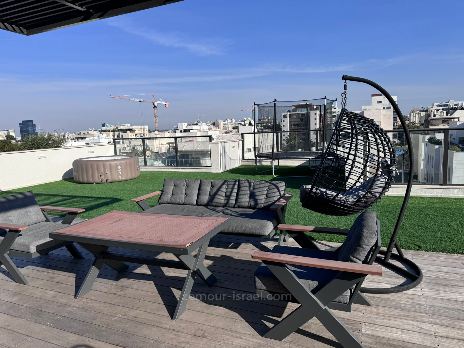 Cobertura 3 cômodos Raanana Perto de Yad Labanim 60-IBL-1391