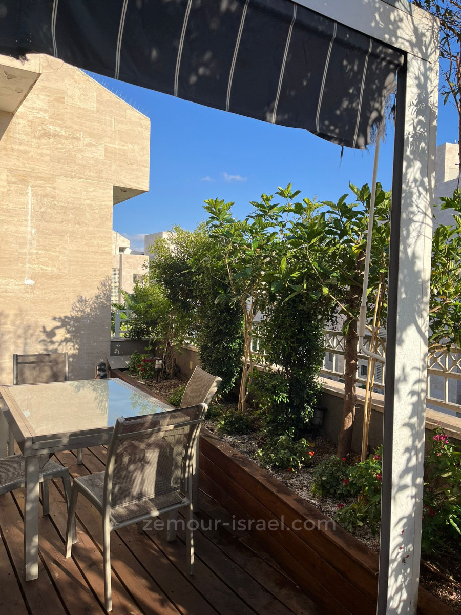 Duplex 5 cômodos Raanana 2003 60-IBL-1405