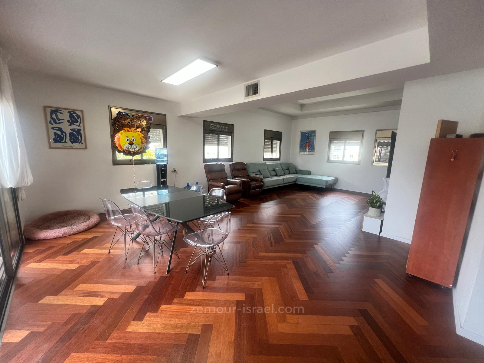 Duplex 5.5 cômodos Kfar Saba Rom Ayir 60-IBL-1413