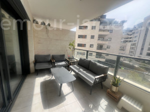Venda Apartamento Raanana