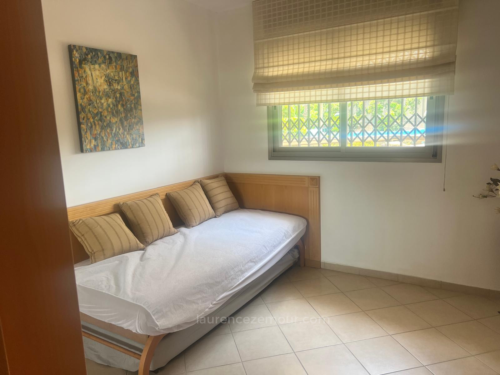 Apartamento 5 cômodos Raanana 2005 60-IBL-1443