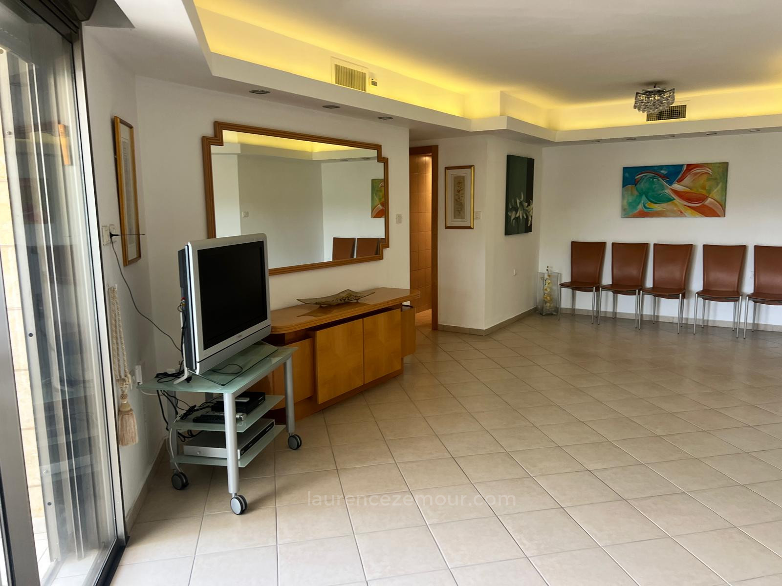 Apartamento 5 cômodos Raanana 2005 60-IBL-1443