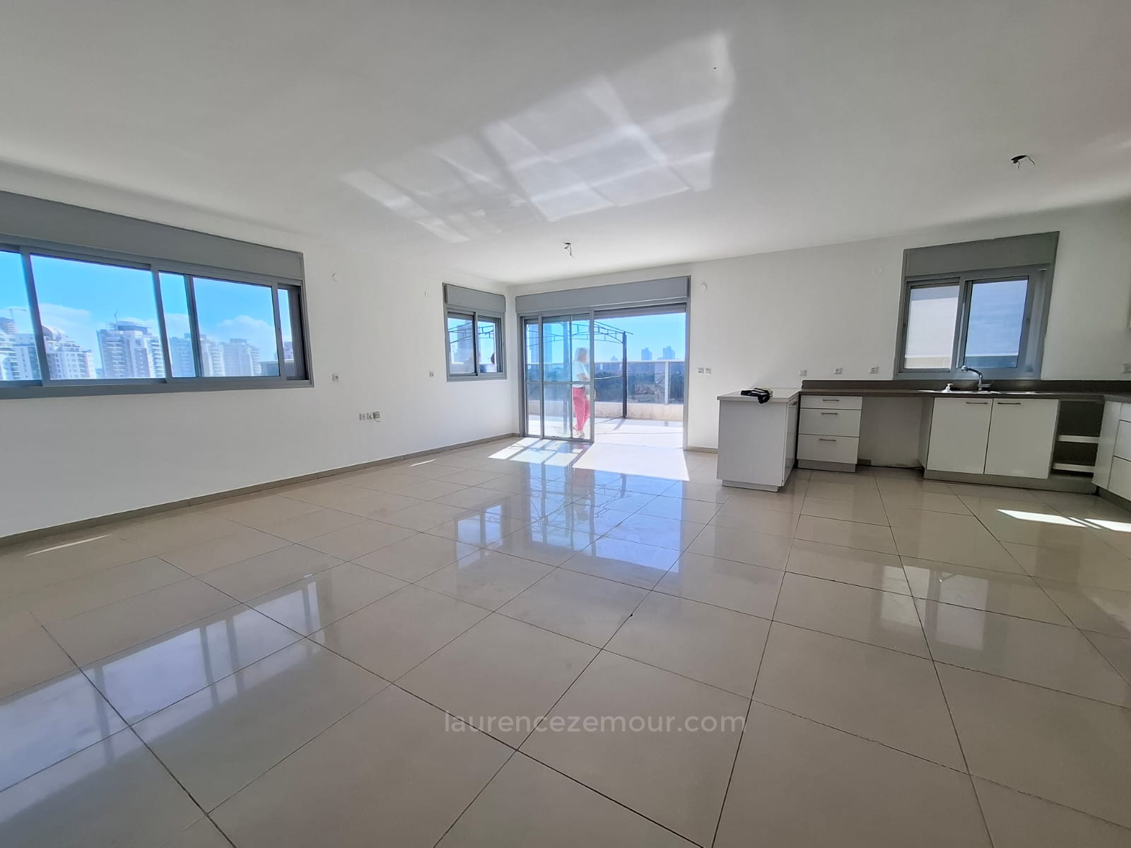 Minicobertura 5 cômodos Netanya Agamim 60-IBL-1446