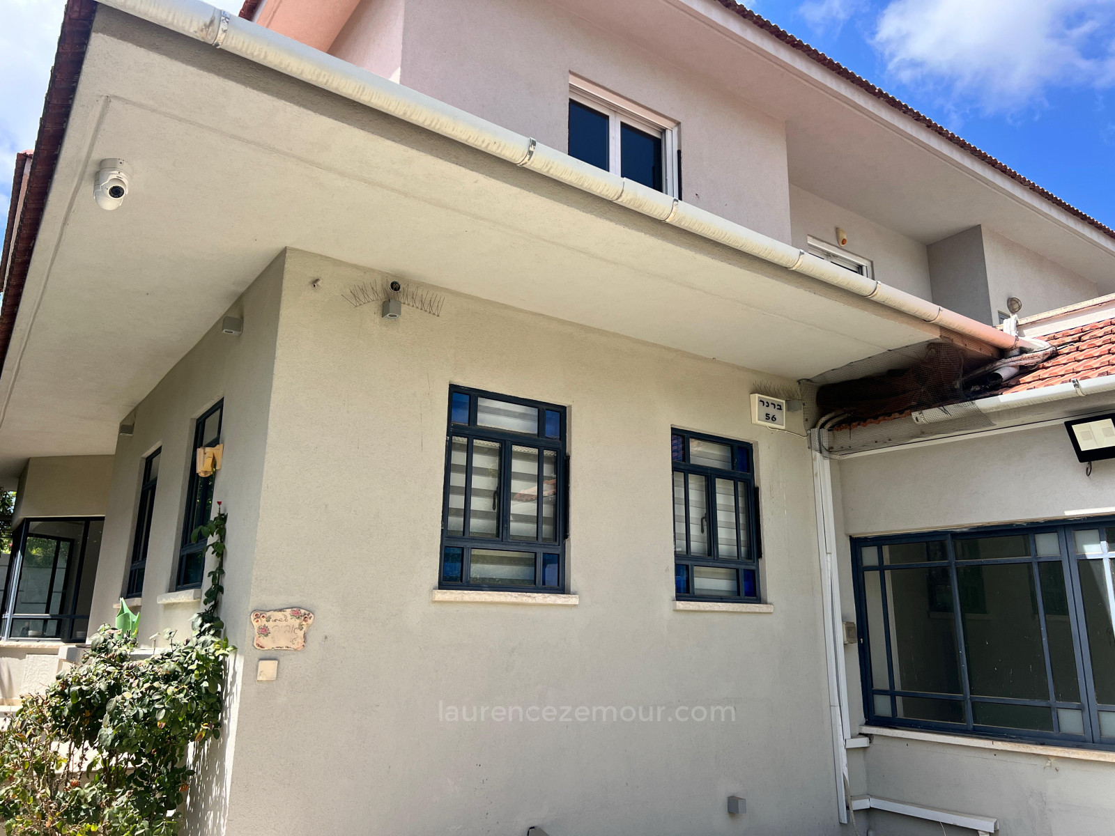 Casa de campo 8.5 cômodos Raanana Est 60-IBL-1451