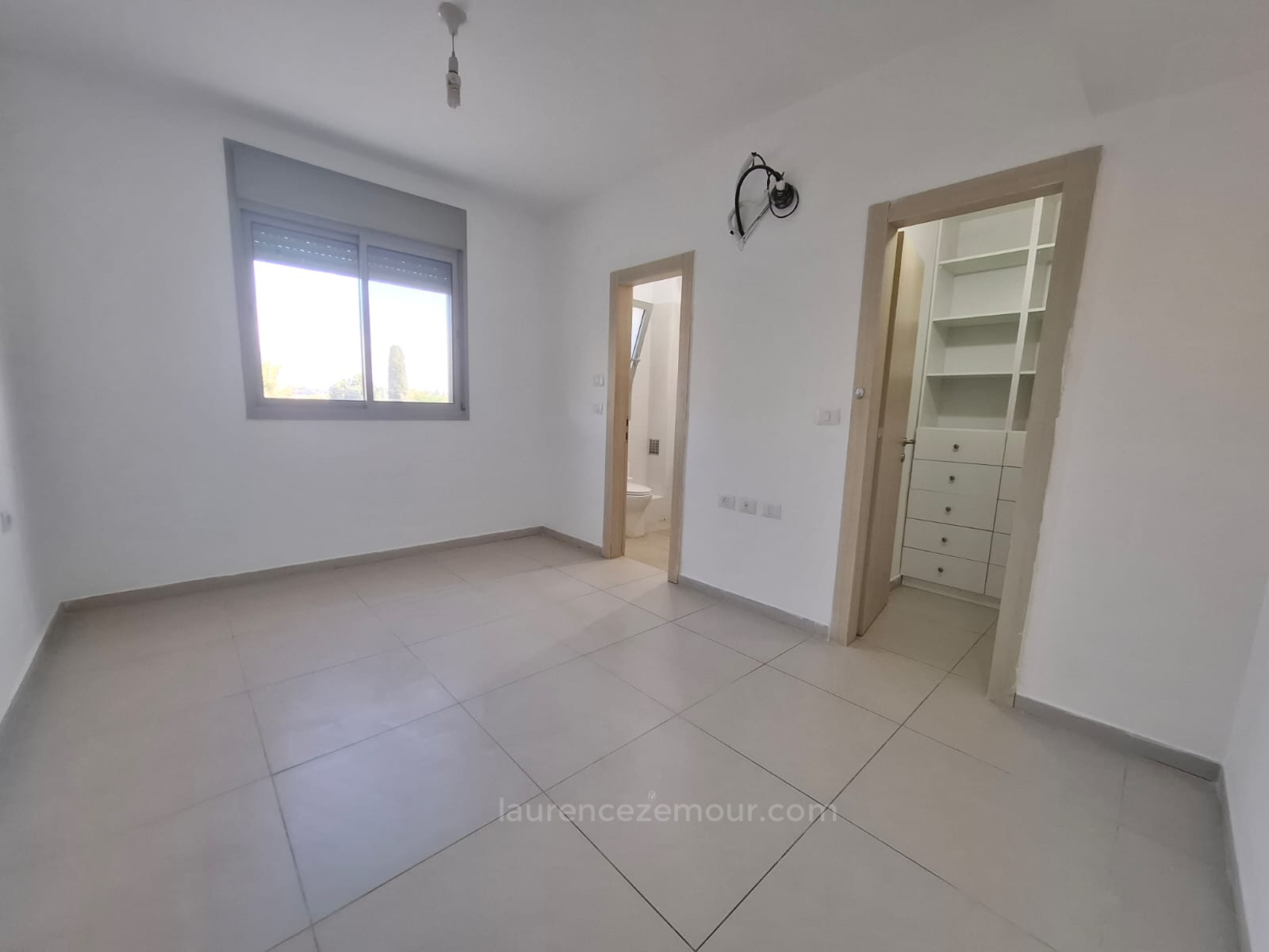 Apartamento 5 cômodos Kfar Saba Kfar Saba 60-IBL-1458