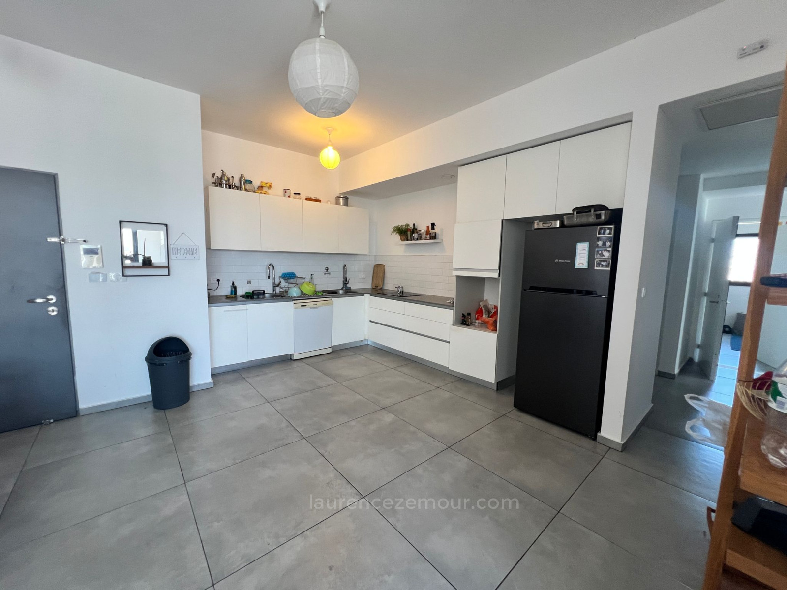 Apartamento 5 cômodos Herzliya Centro da cidade 60-IBL-1461