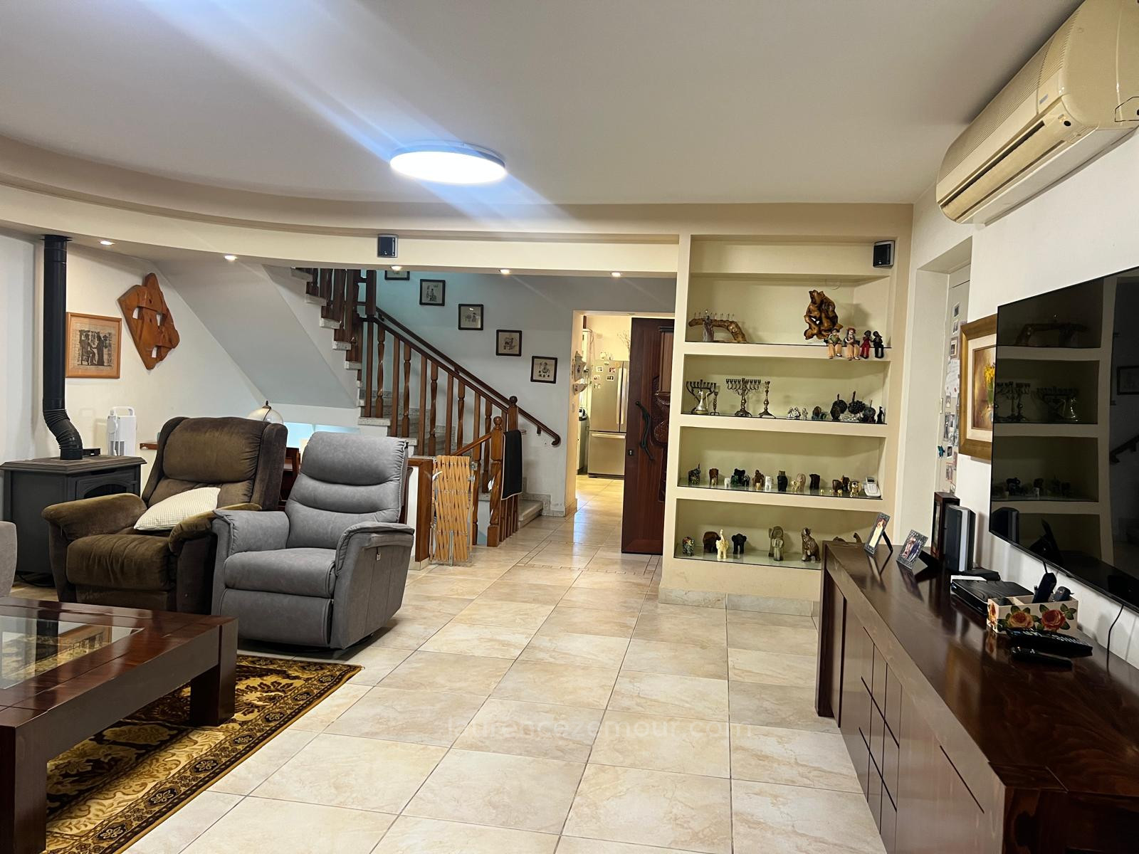 Casa de campo 5 cômodos Raanana 2005 60-IBL-1470