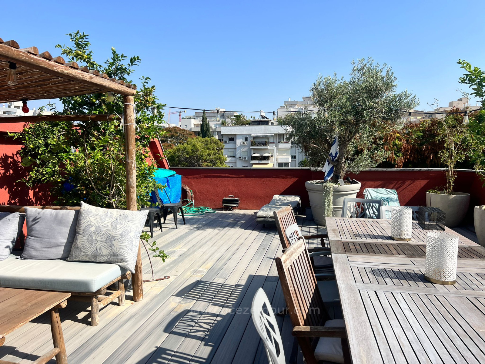 Duplex-Cobertura 5 cômodos Raanana Kiryat Eliyahu Golomb 60-IBL-1471