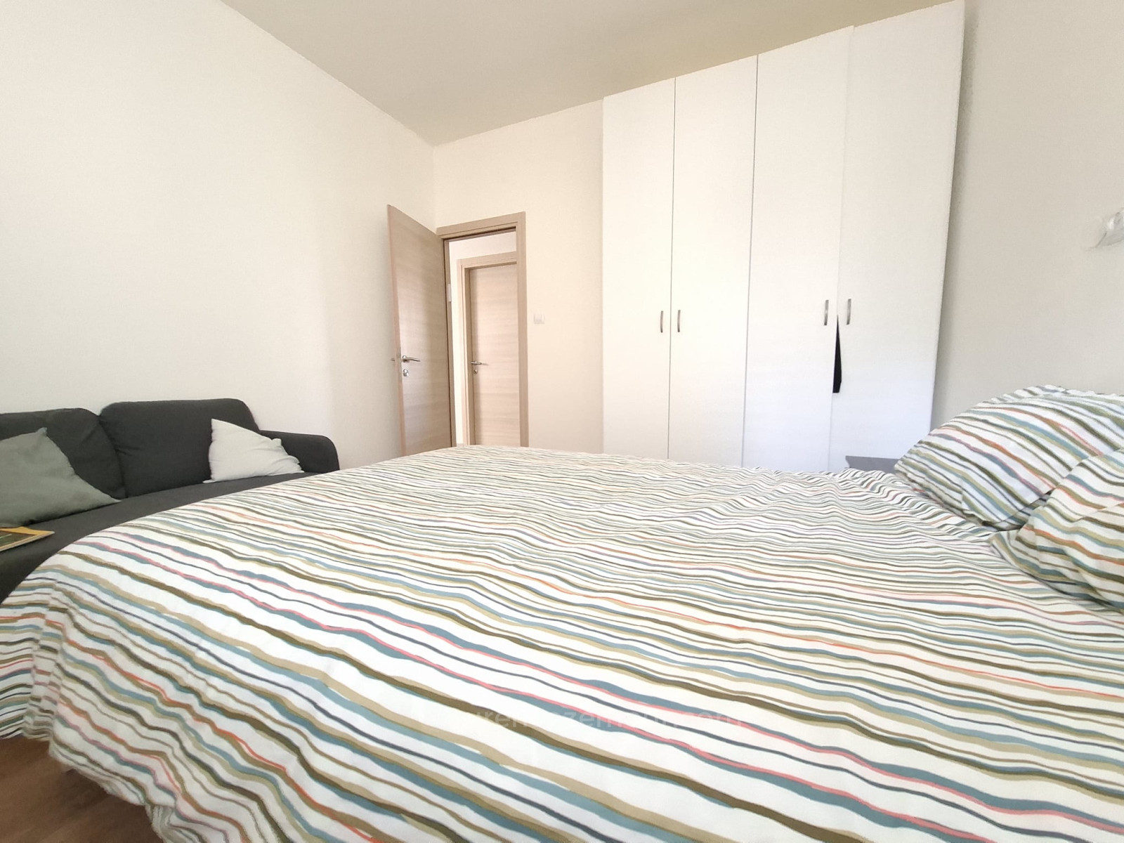 Apartamento 4 cômodos Raanana Perto do centro 60-IBL-1481