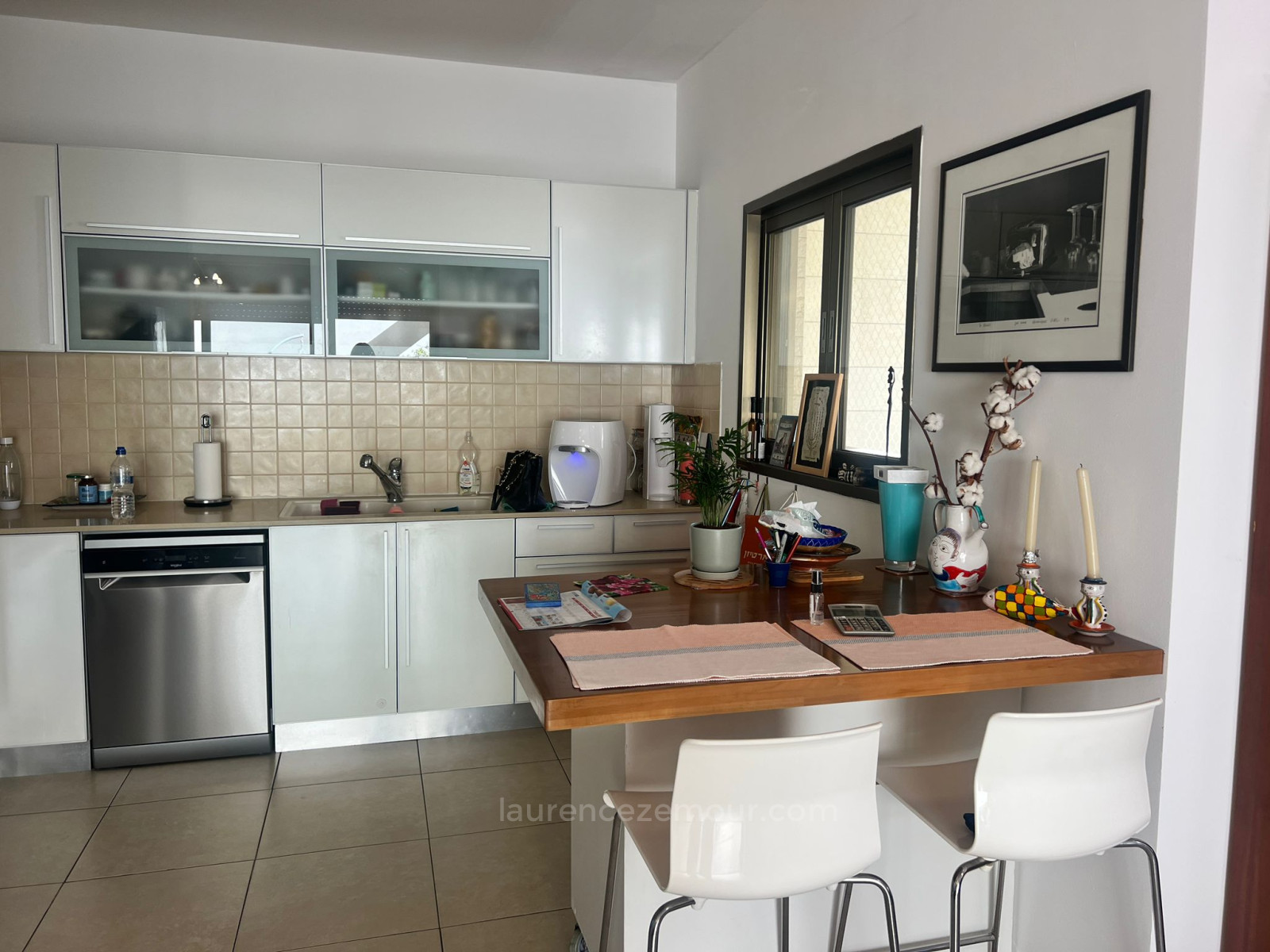 Apartamento 3 cômodos Raanana Est 60-IBL-1486