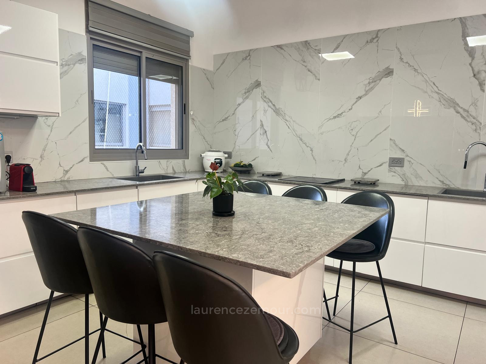 Duplex 5 cômodos Raanana Perto do centro 60-IBL-1497