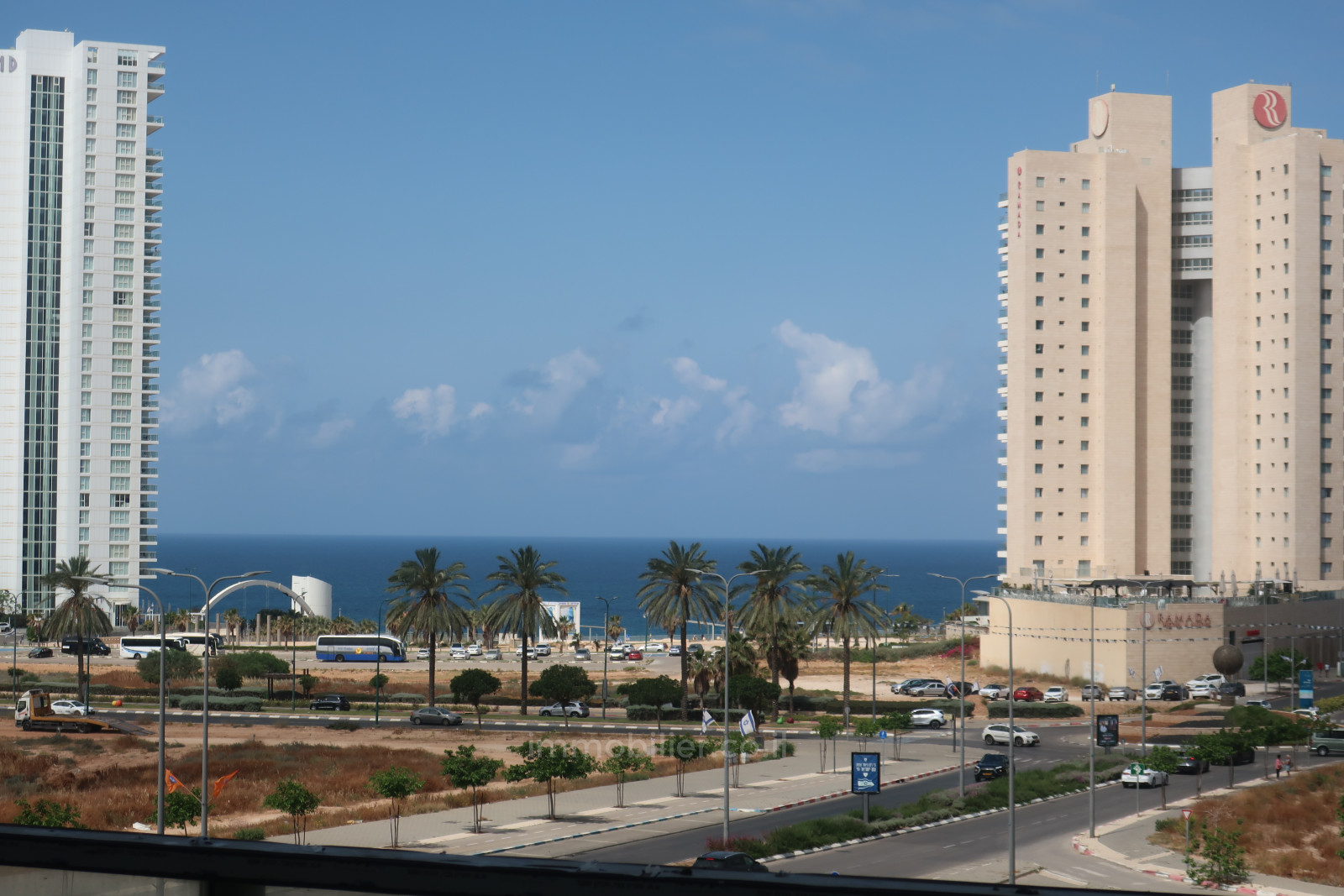 Apartamento 5 cômodos Netanya drom netanya 606-IBL-4