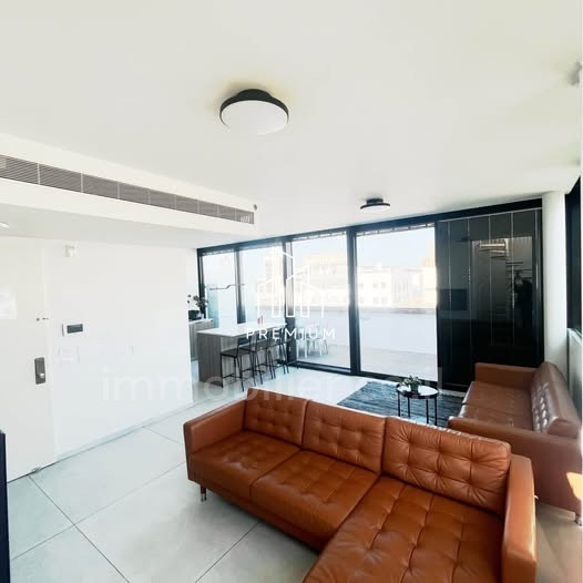 Cobertura 5 cômodos Tel Aviv Lev Tel-Aviv 627-IBL-13