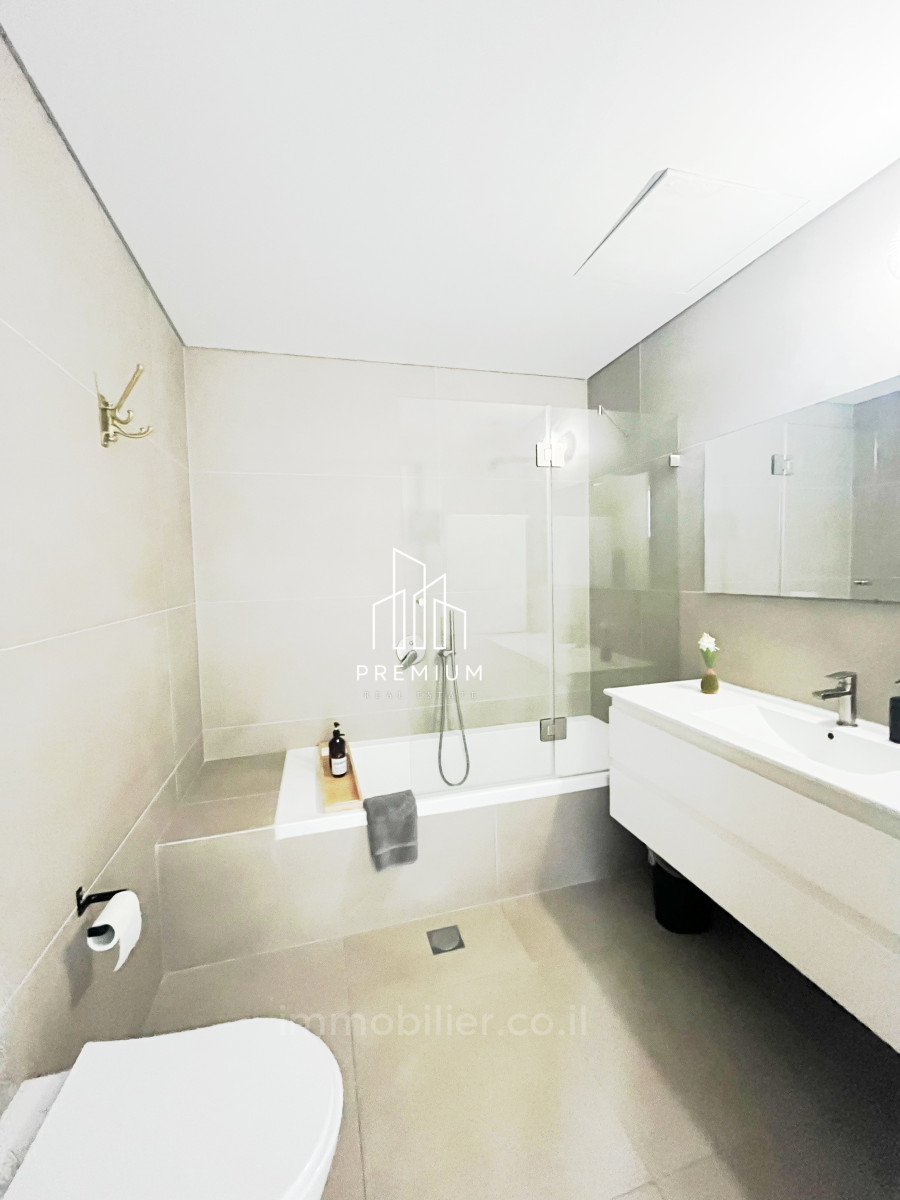 Cobertura 5 cômodos Tel Aviv Lev Tel-Aviv 627-IBL-13