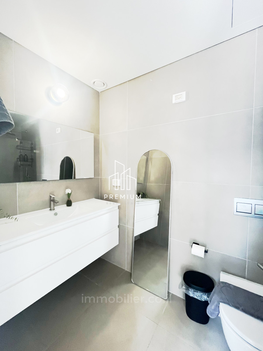 Cobertura 5 cômodos Tel Aviv Lev Tel-Aviv 627-IBL-13