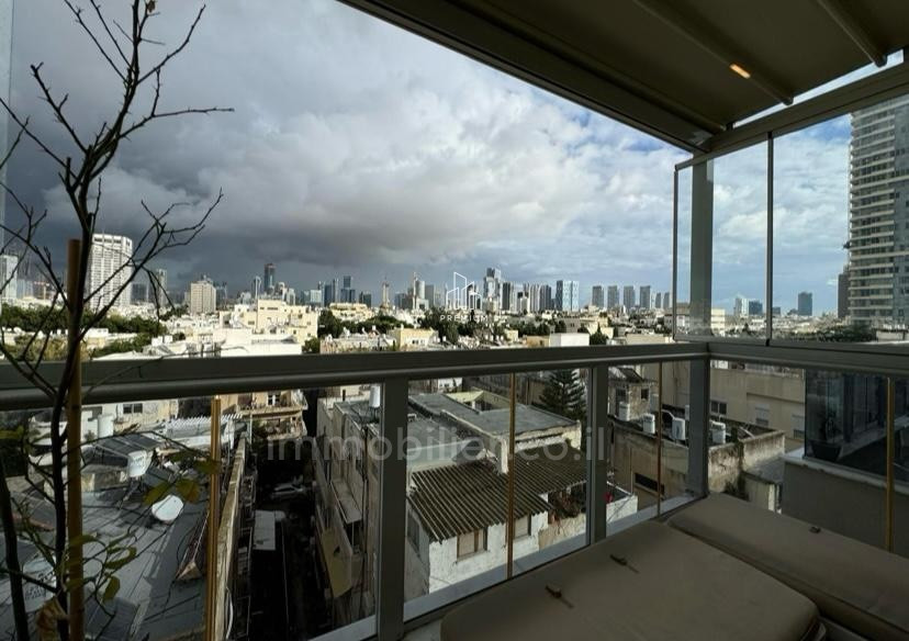 Apartamento 2.5 cômodos Tel Aviv Dizengof 627-IBL-19