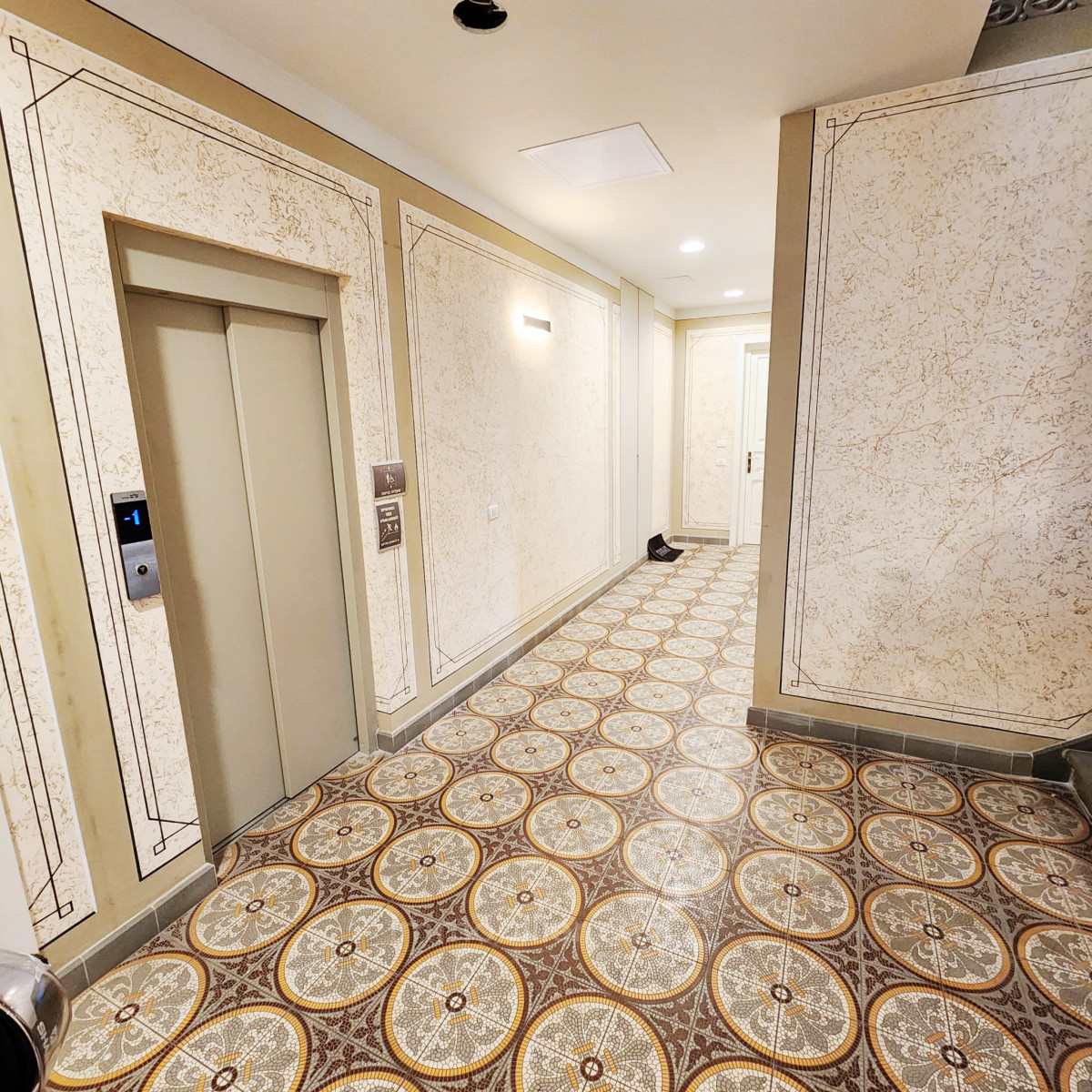 Casarão 3 cômodos Tel Aviv Primeira linha de mar 627-IBL-25