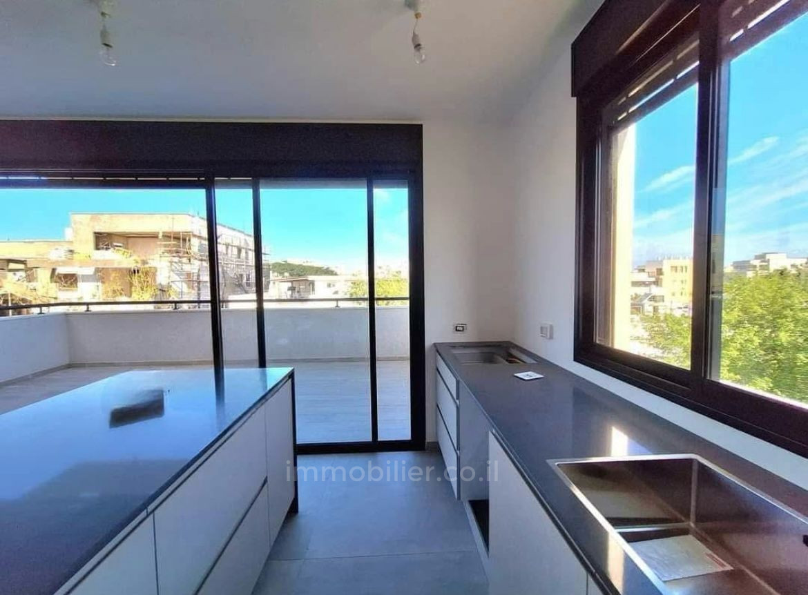 Apartamento 4 cômodos Tel Aviv tel aviv north 627-IBL-26